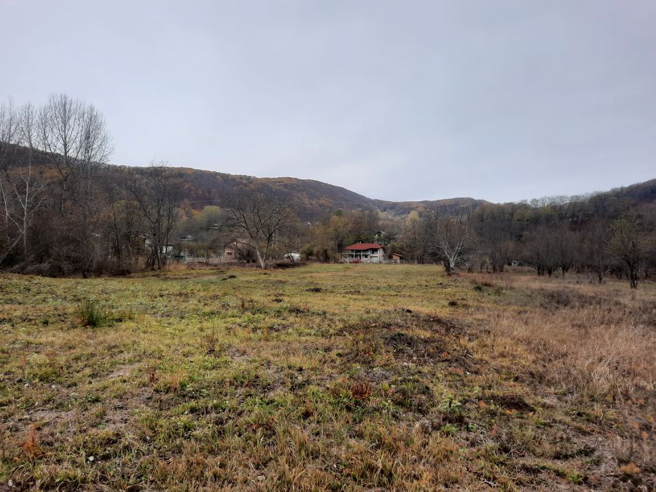 Teren intravilan - industrial Pucioasa acces drum asfaltat DC136A