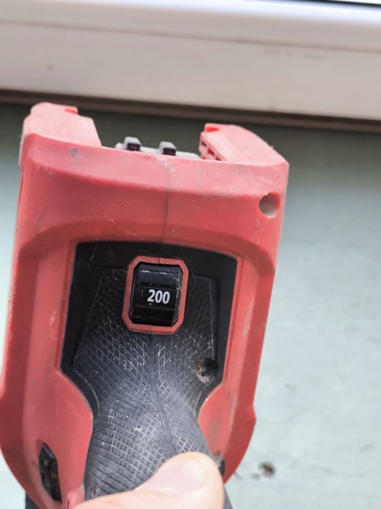 Milwaukee M18 FPM malaxor pt amestec, defect