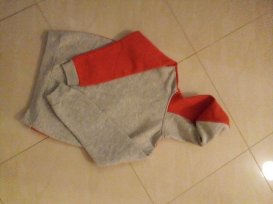 Нов суичър за момче