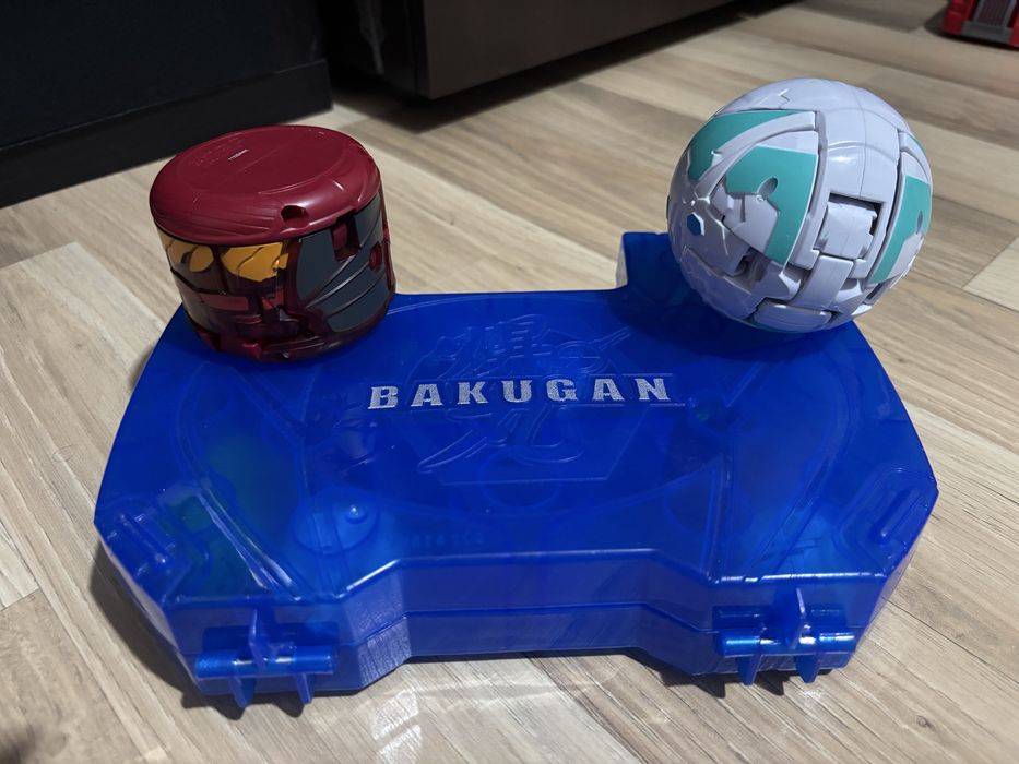 Бакугани малки и големи с куфарче