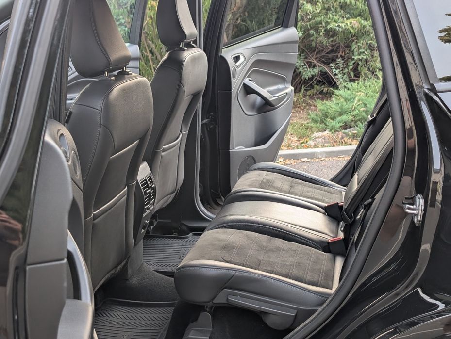 Ford Kuga ST Line