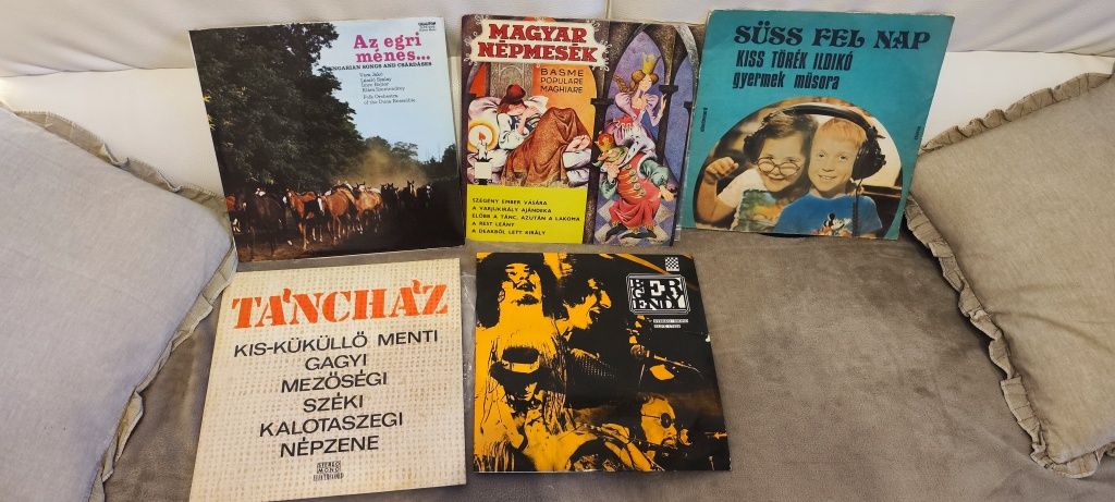 Vinyluri romanesti si unguresti. Basme, muzica etc