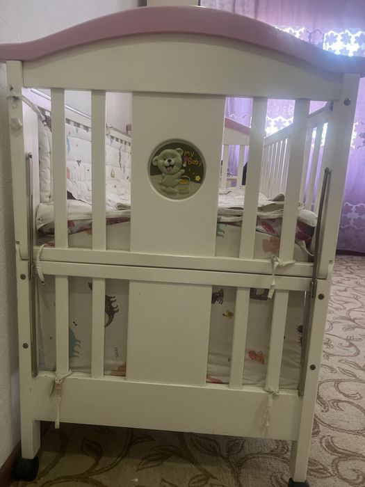Продается кроватка с люлькой