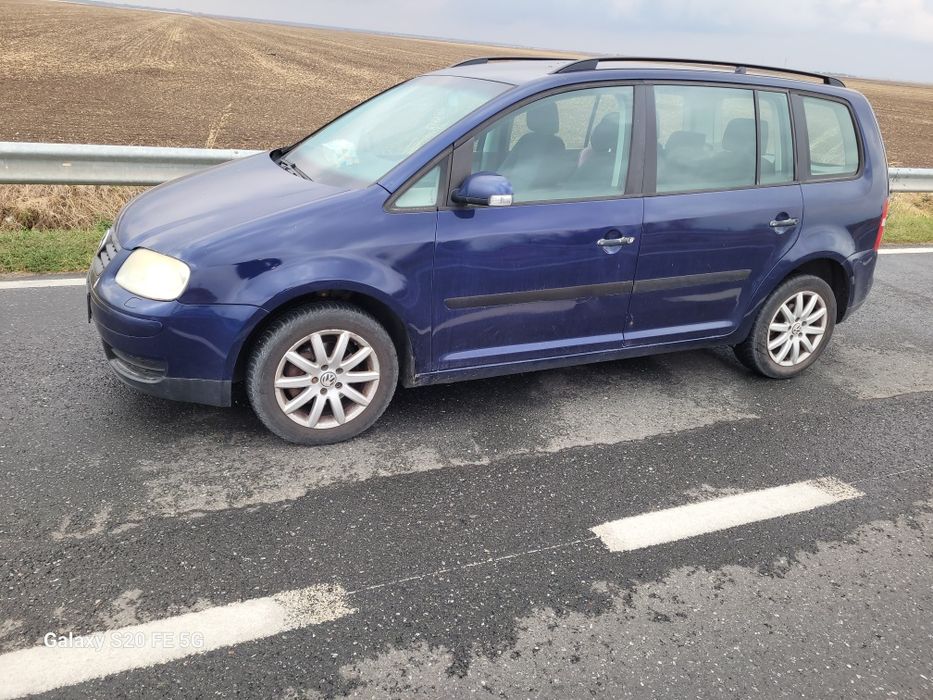 Volkswagen touran 1.9 an fabricație 2004