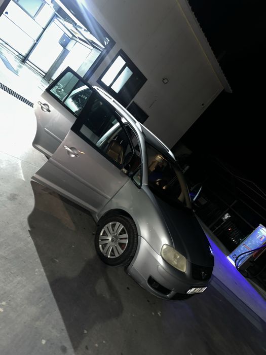 Vw touran 2004, 2.0 tdi 140 cp