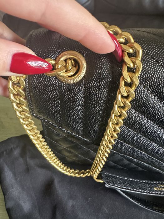 Кожена черна чанта YSL