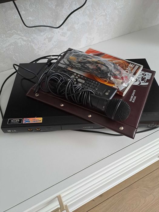Продам LG DVD караоке