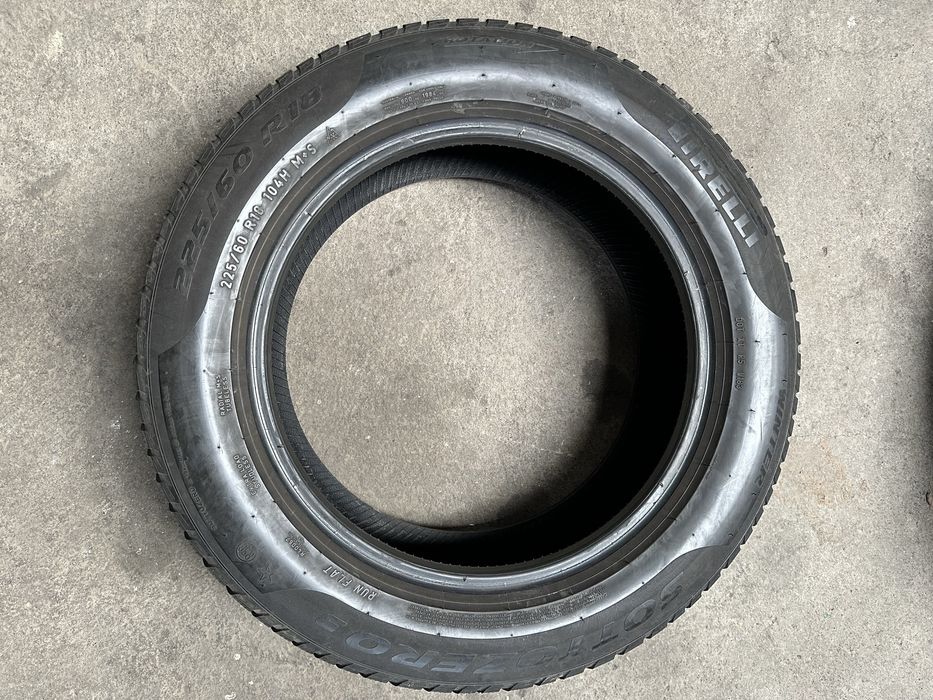 Set anvelope 225/60 R18 PIRELLI iarnă (m+s) Run Flat