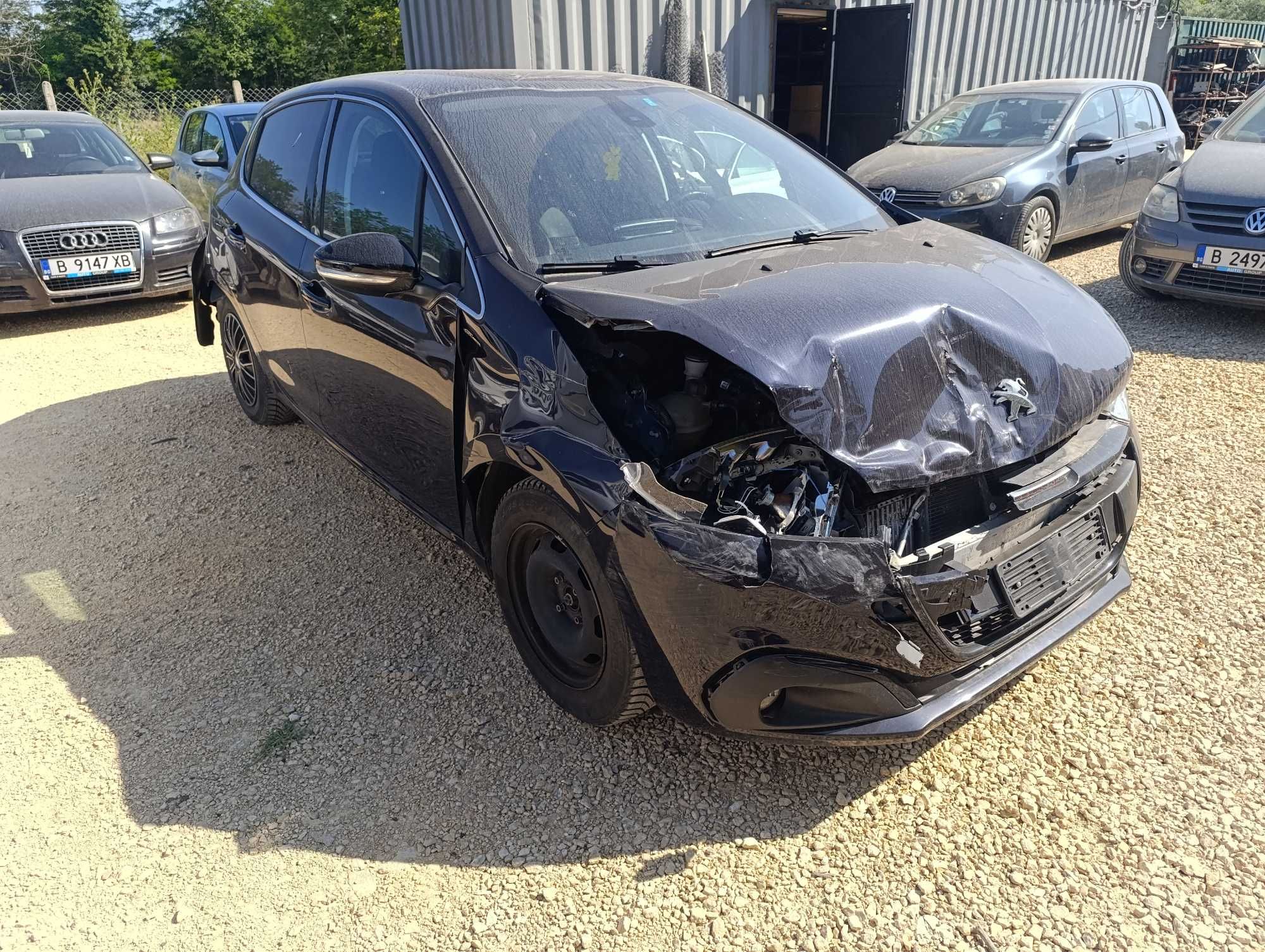 Пежо 208 / Peugeot 208  - 1,2 THP  110к.с.  - на части