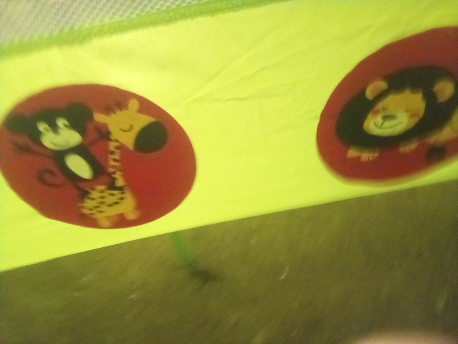 Pătuț nou. teascul folosit