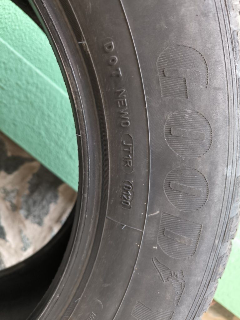 Гуми 275 60 20 Goodyear Efficientgrip 2 бр.