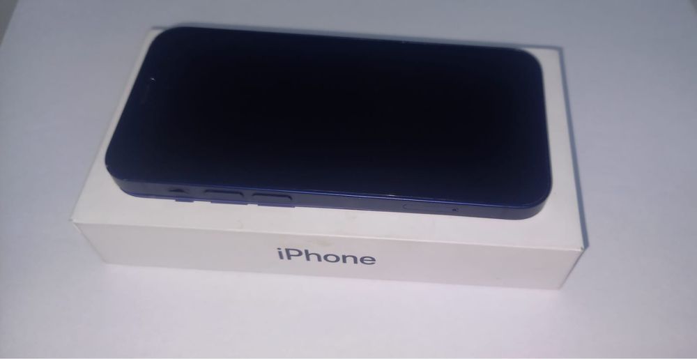 iPhone 12 mini очень в отличном состоянии!!!