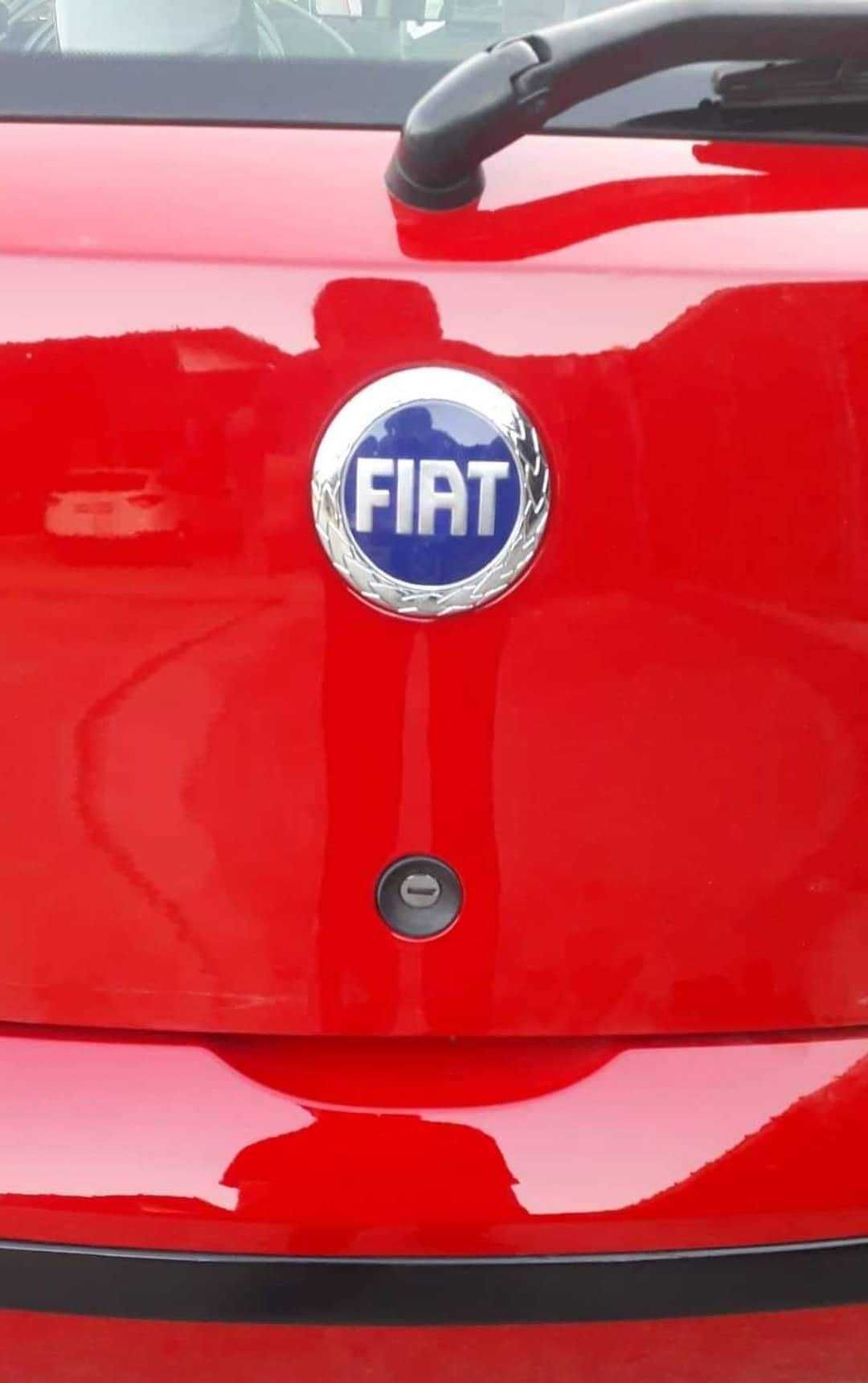 Емблема фиат fiat