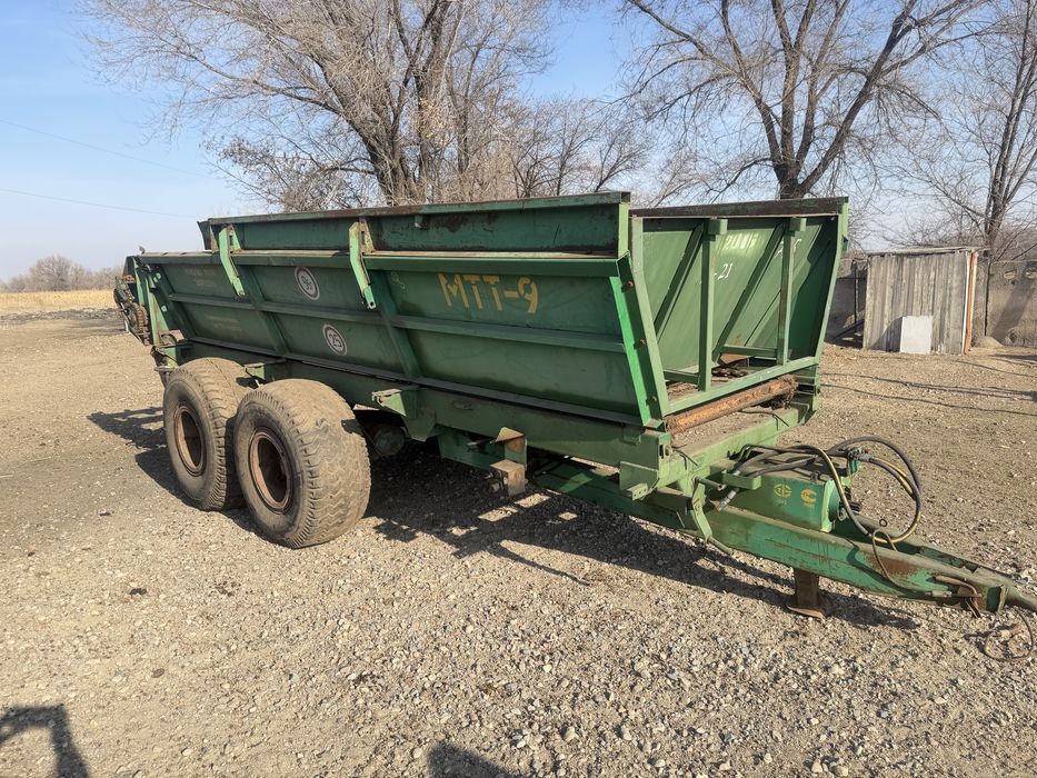 МТТ-9. Навозоразбрасыватель.