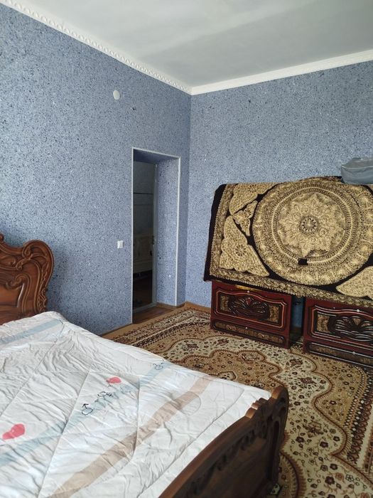 3 xonali Kvartira sotiladi