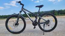 Vând bicicleta Aluminiu roti 26 ,mărime medie