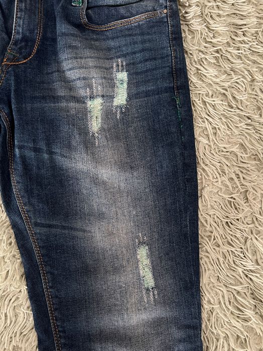 Дънки за жена. Дънки за момиче. Тинейджър.