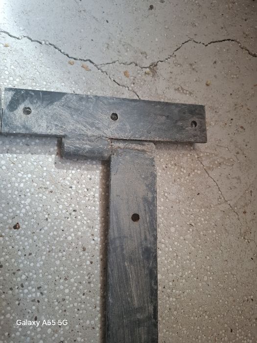 Vând balamale pentru porti