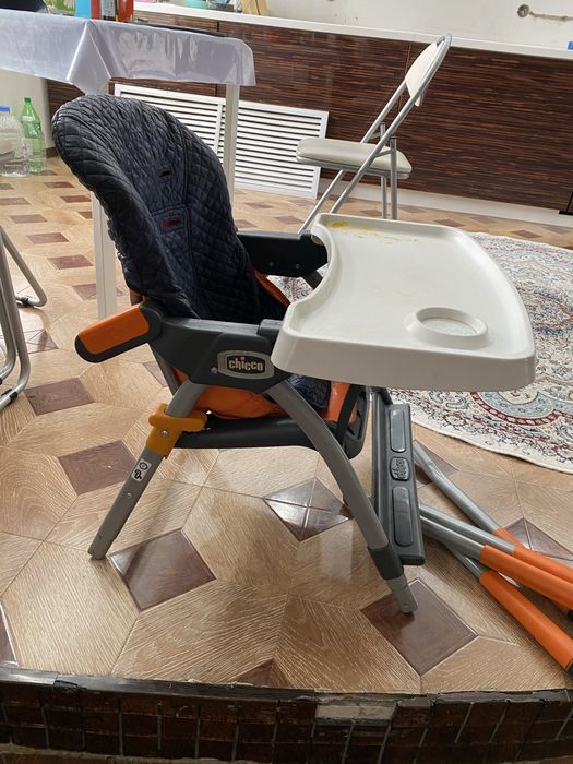 Продается детский стульчик Chicco