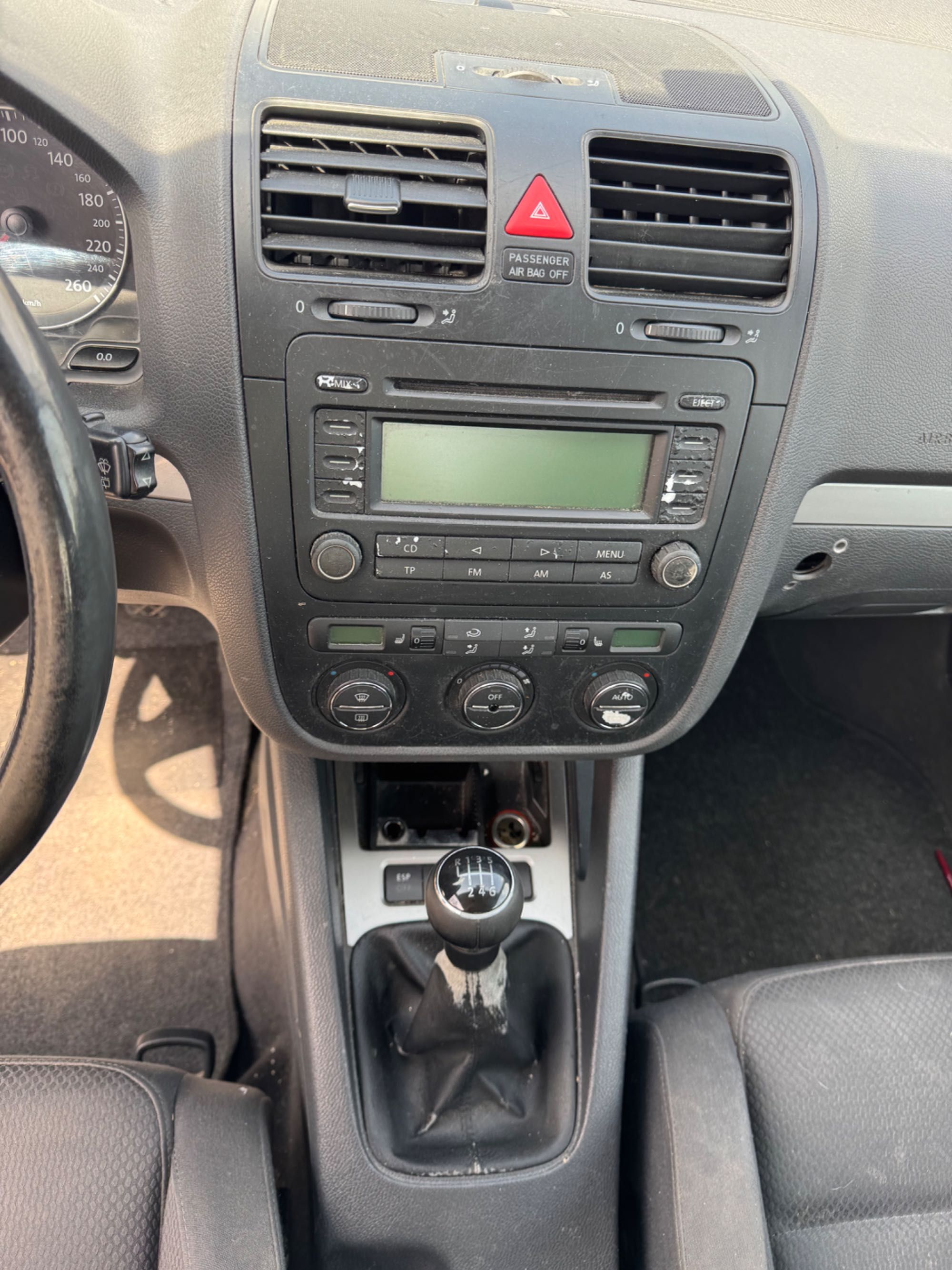 GOLF 5 БЕНЗИН 2005 Година