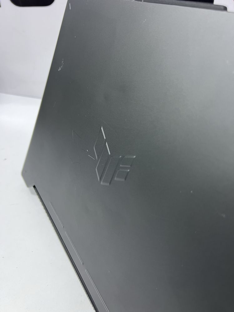 KUCHLI IGRAVOY Noutbuk ASUS TUF Gaming A15 144Hz