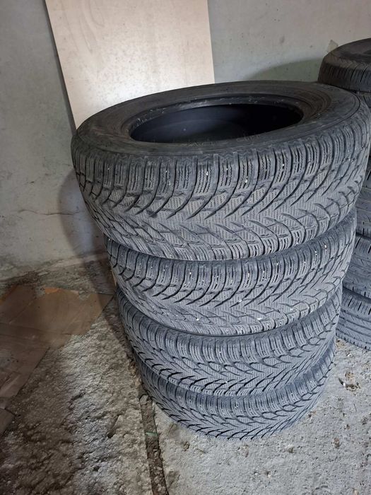 Продавам гуми 16 цола за джип