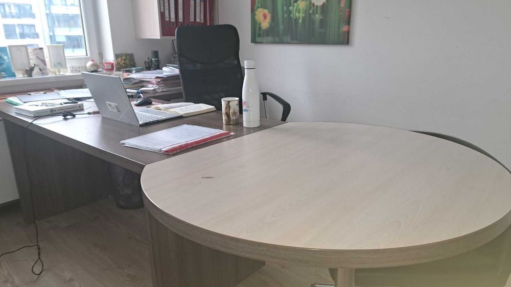 Цялостно офис оборудване