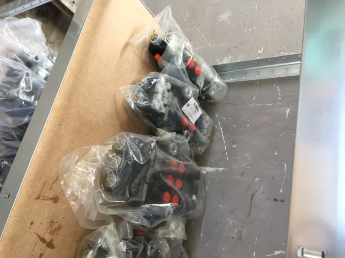 distribuitor hidraulic electric 12-24VDC distribuitoare electrice 50 l