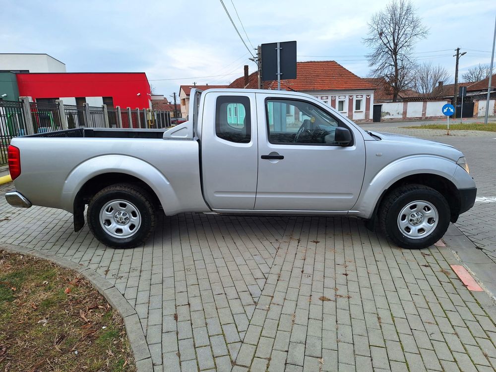 Nissan Navara ! 2007! Lada lunga!