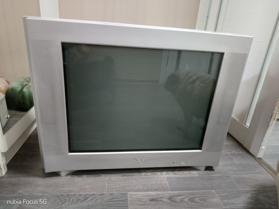 Телевизор в рабочем мостоянии