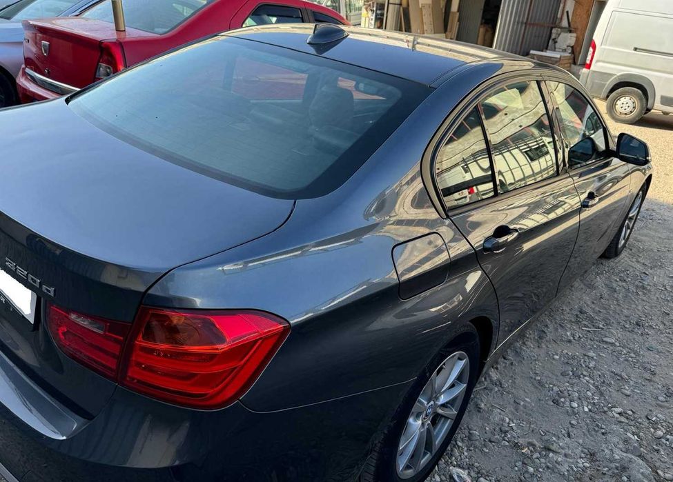 De vanzare BMW 320d ED - 2014