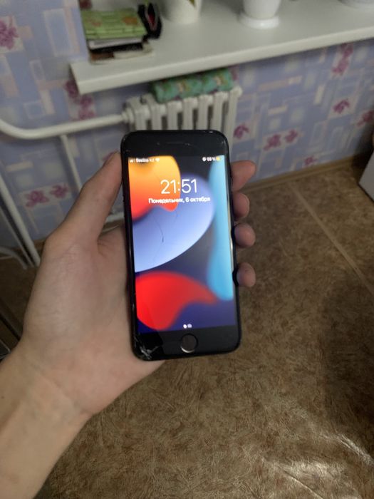 Продам Айфон 7 32gb