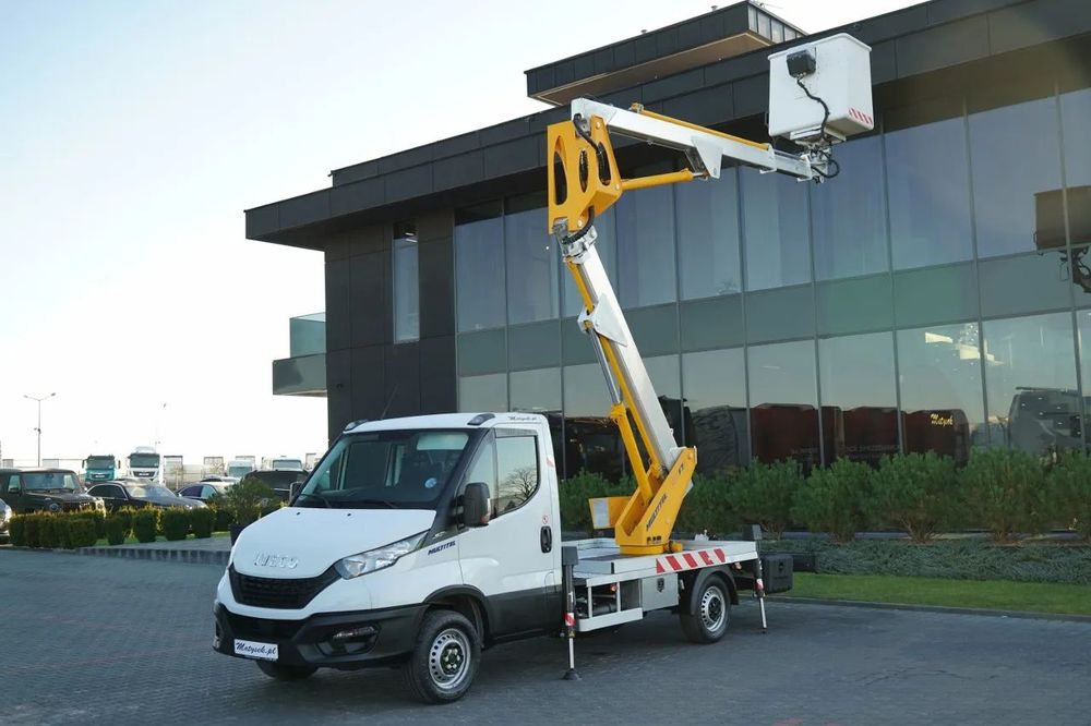 Iveco DAILY 35-140 / Platformă autopropulsată / Platformă autopropulsată MULTITEL MX 170 / 4 Stabilizatoare / MANUALĂ /
