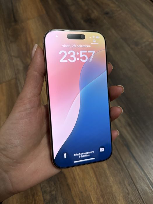 Iphone 16 Pro 256 GB Desert Titanium. Impecabil.