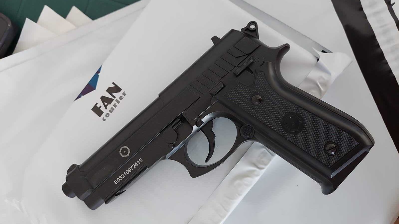 Pistol Airsoft TaurusPT92 FullMetal Mod 6,3j PutereMAXIMA SemiAutomat