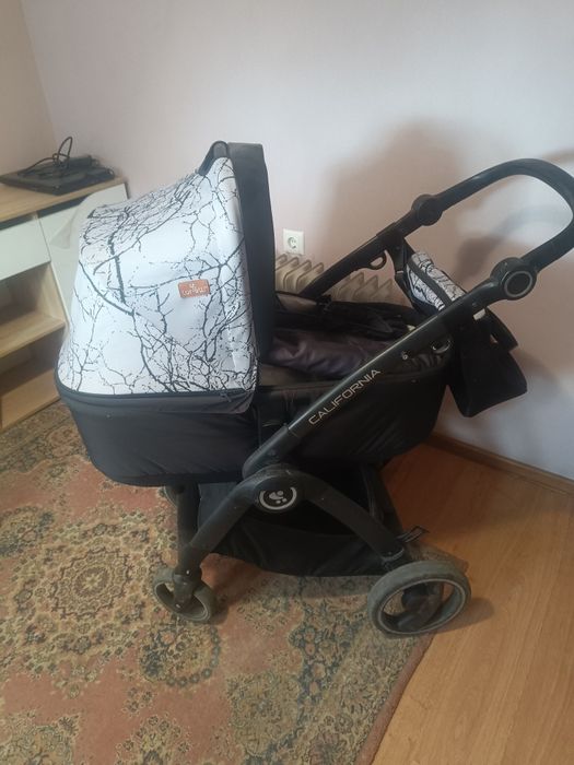 Бебешка количка Lorreli