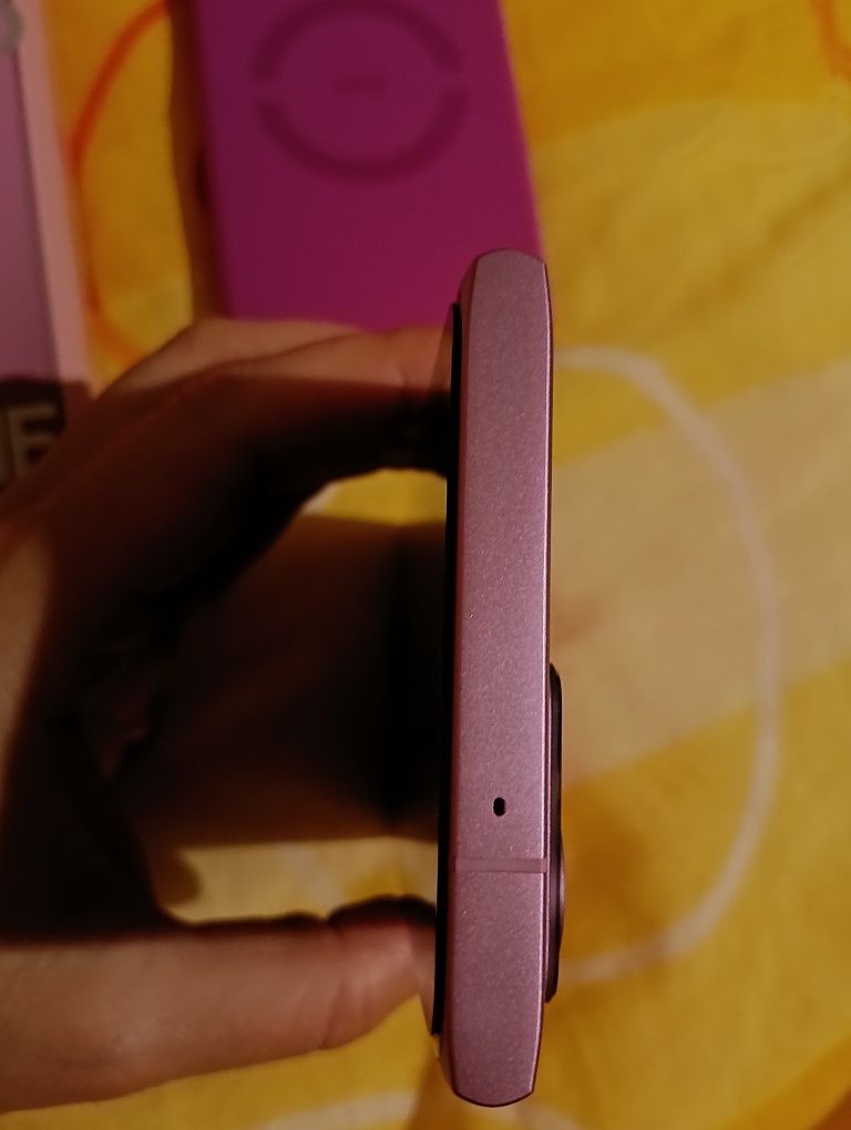 HMD Skyline 12/256gb отличен