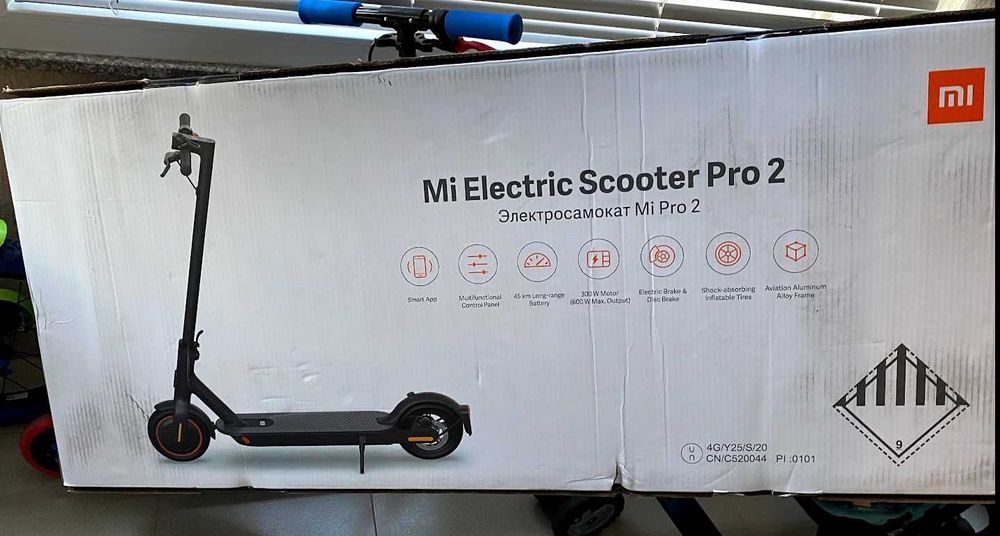 Електрическа тротинетка Xiaomi Mi Electric Scooter Pro 2