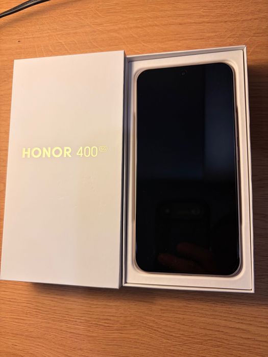Vând HONOR 400 nou, sigilat, cu garanție, Gold/Rose 512 GB