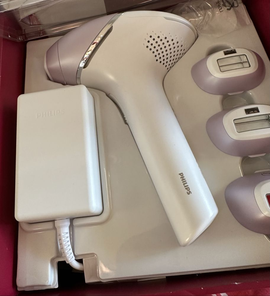 Фотоепилатор Philips Lumea