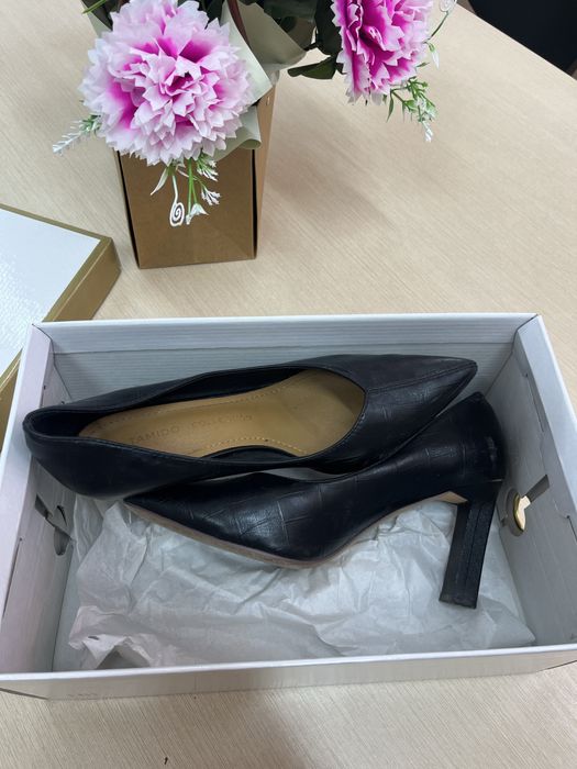 Срочно продаю туфли люкс качество. Сатылады