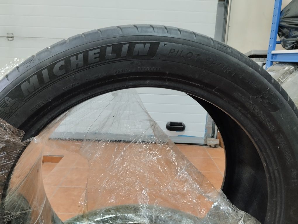 Michelin Pilot Sport 4 Suv 295/40 R21