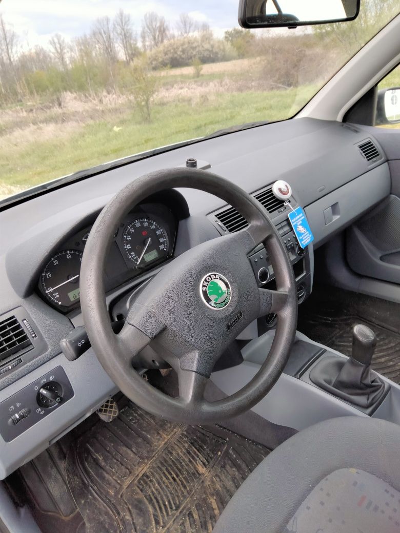 Skoda Fabia 1.4 Benzină