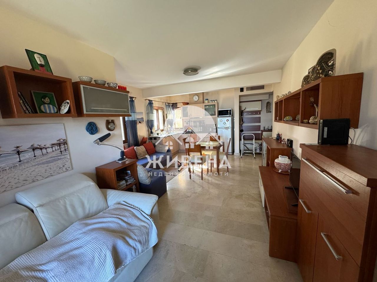 Продава се Тристаен апартамент в с. Кранево, Област Добрич - 82 кв.м за 1025 €/кв.м - Снимка #4