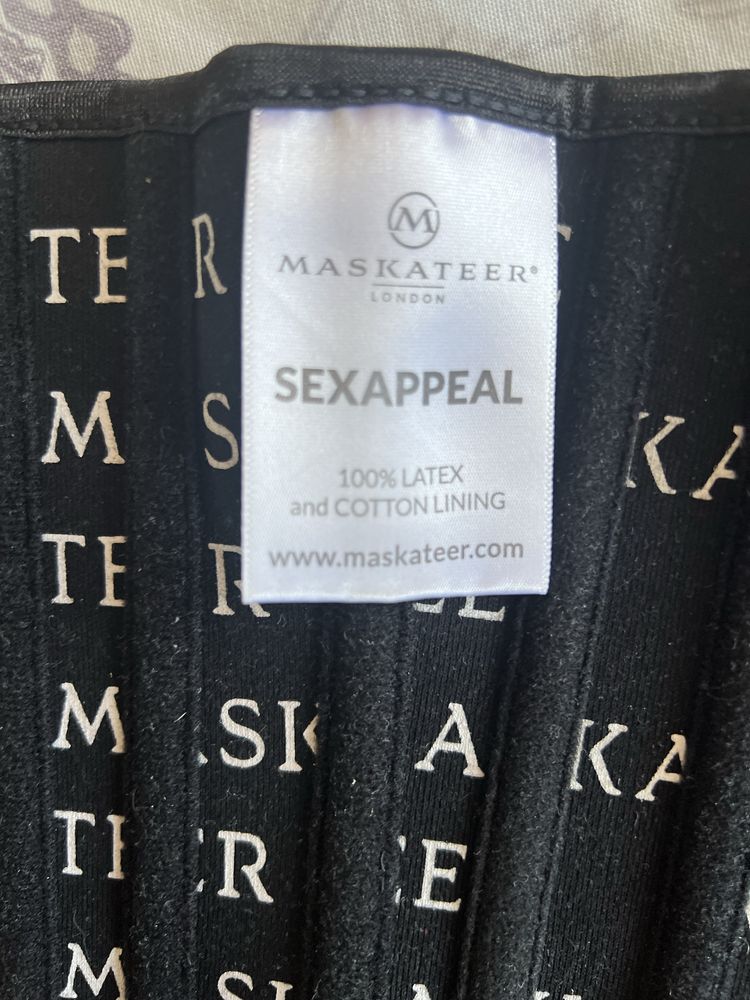 Maskateer S стягащ корсет