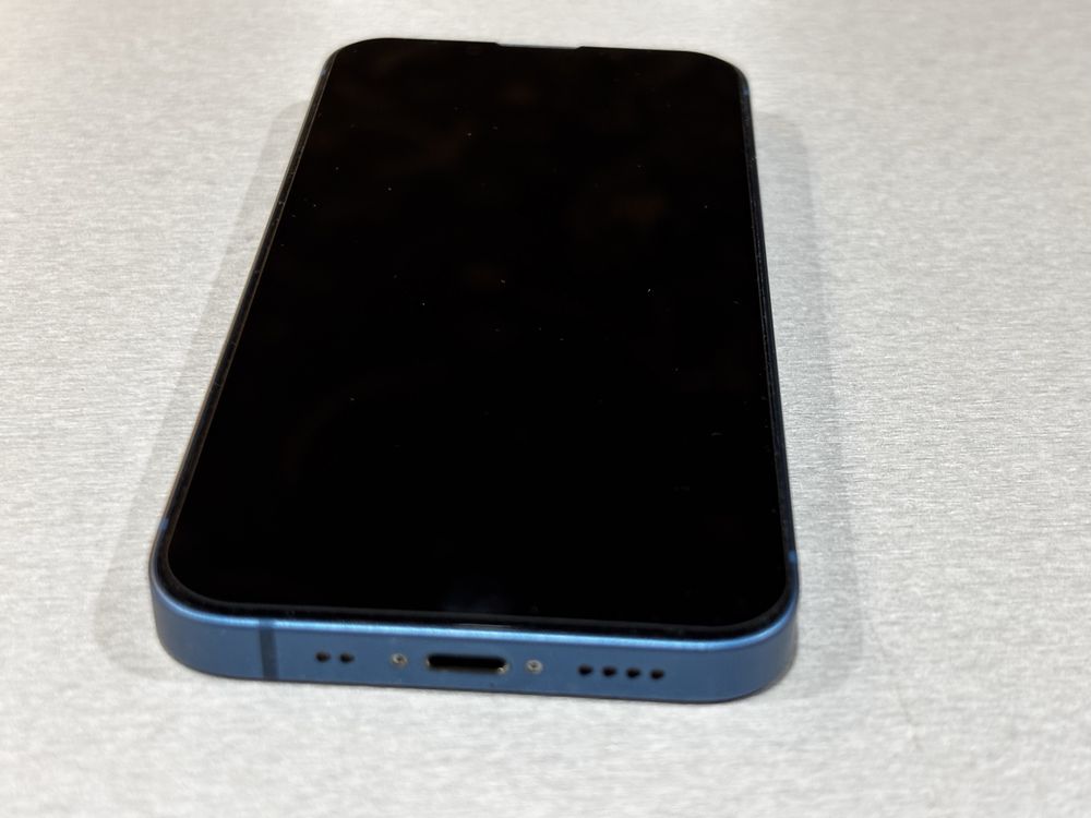 Iphone 13 mini с гаранция