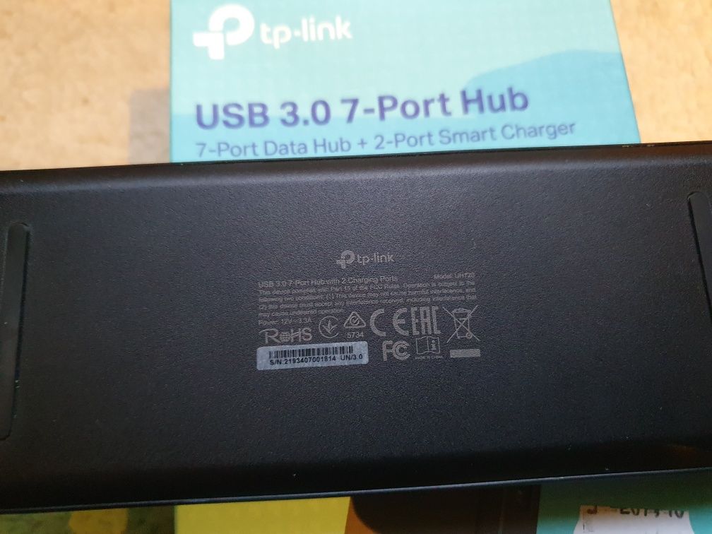 Vand hub usb tp link UH720 7 porturi date/incarcare plus 2 smart chrg