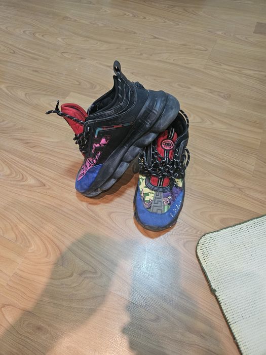 Adidasi Versac in stare foarte buna