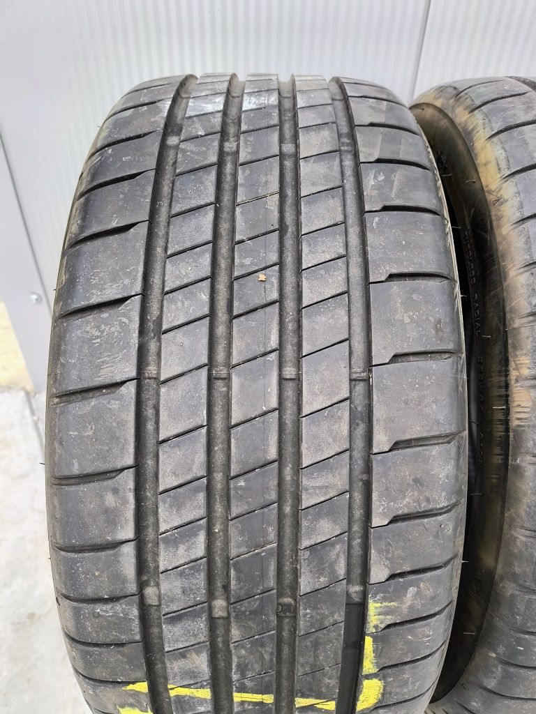 Set anvelope vara bridgestone 225 40 18 dot 2022 profil 5,5mm