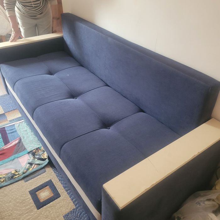 Продам диван  спальный